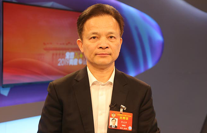 全國(guó)政協(xié)委員、中國(guó)工程院副院長(zhǎng)鐘志華：推進(jìn)工程教育改革與創(chuàng)新創(chuàng)業(yè)創(chuàng)造